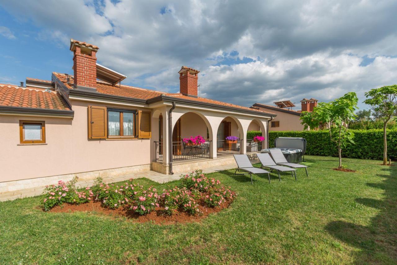 Villa Lori Nova Vas  Exterior foto